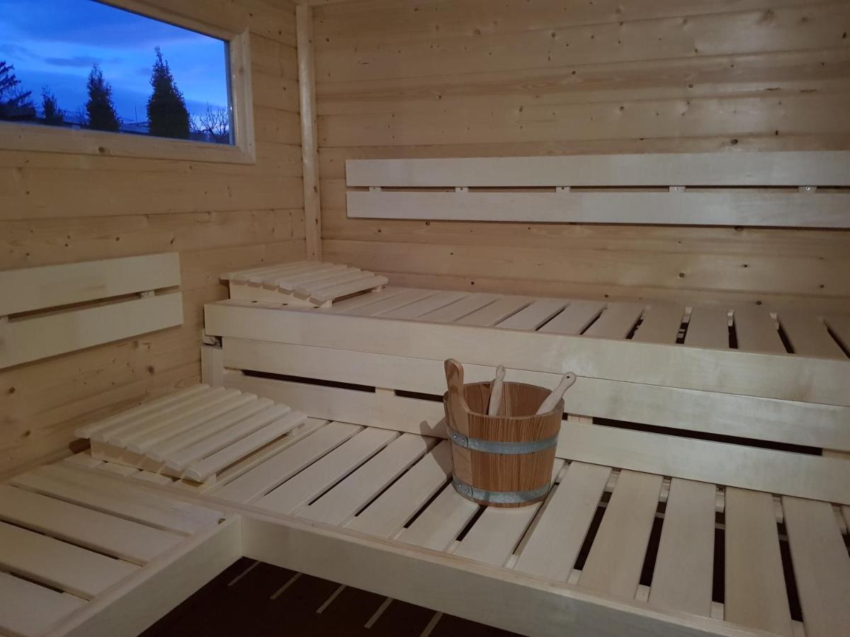 Holiday Home Znojmo W/ Wellness & Wine Exterior foto